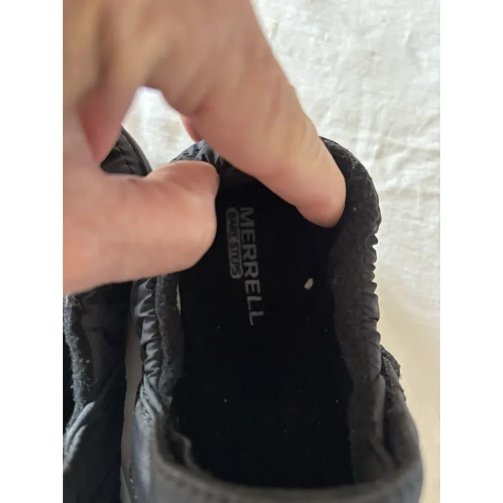 MerRELL Kidd Size 2 Tennis Shoes With Hook &‎ Loop Bottom Textured Select Grip